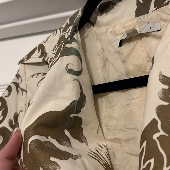 CAbi  Floral Jacket size Small - Picture 4 of 10